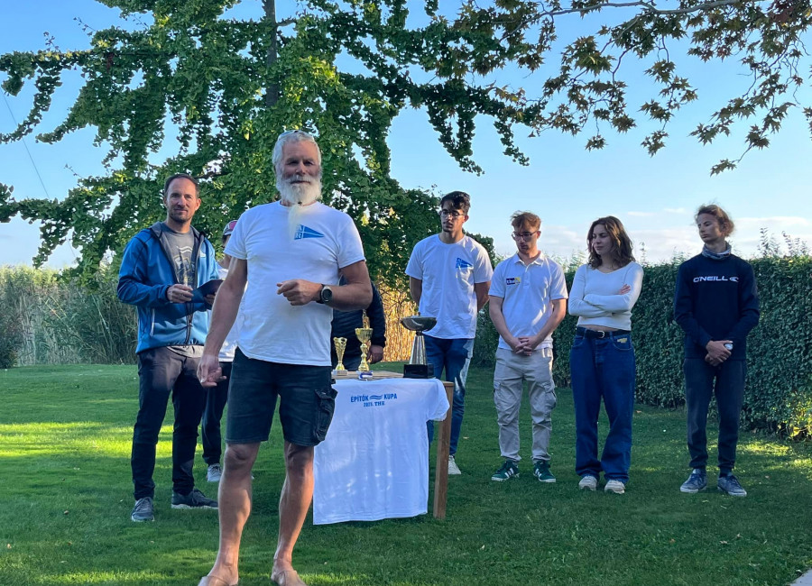 Építők Kupa Tihanyban – friss szélben hat futam, taroló győztesek