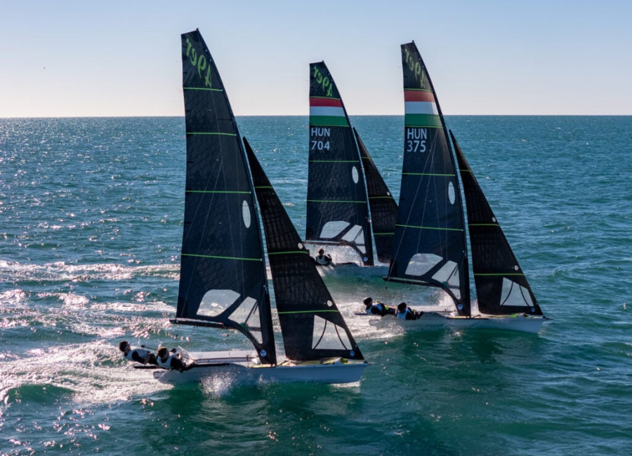 Válogatott vitorlázóink a portugáliai edzőtáborral kezdték meg a téli felkészülést a 2026-os szezonra